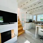 Apartment Funny Fuered