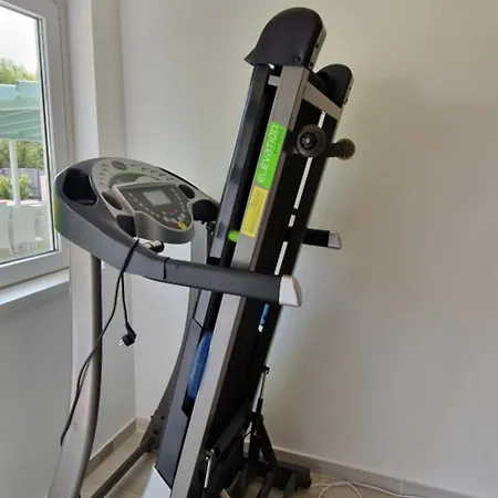 Funny Fuered * 巴拉顿菲赖德