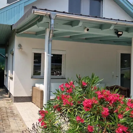 公寓 Funny Fuered *