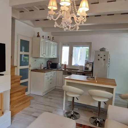 Funny Fuered Apartment Balatonfured