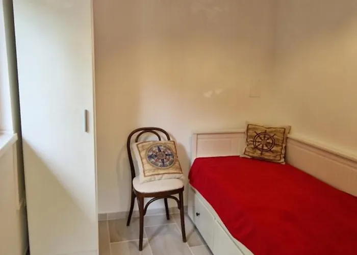 Funny Fuered Apartament